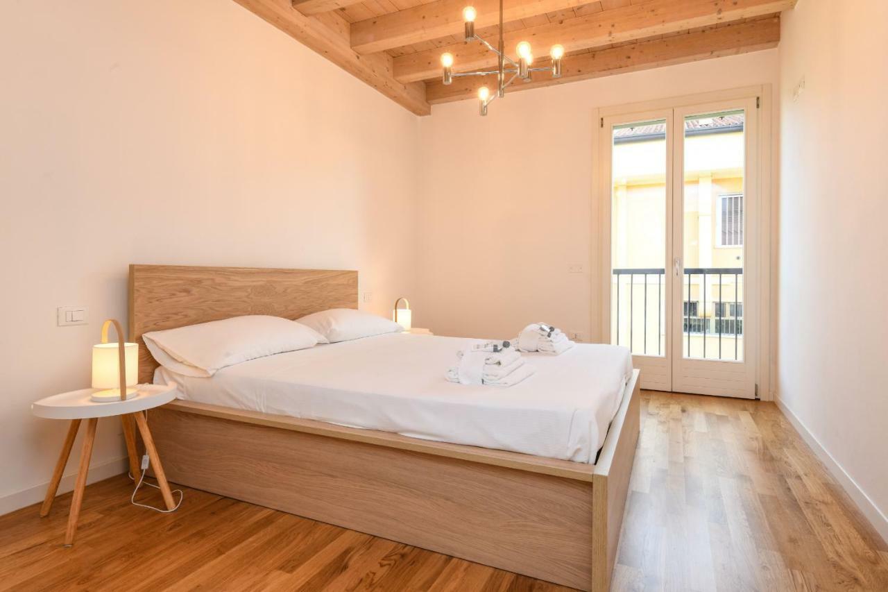 My Peschiera Family Home Deluxe Пескьера-дель-Гарда Экстерьер фото